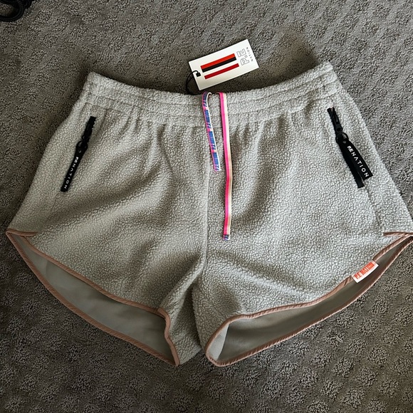 P.E. Nation Silver Static Shorts Size XL - Picture 3 of 5
